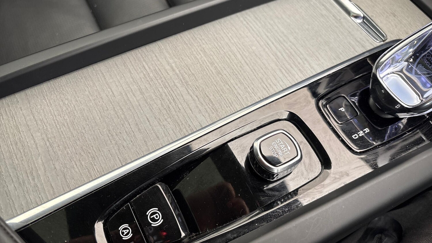 Used Volvo XC60 2025 for sale - 77722516: Photo 32