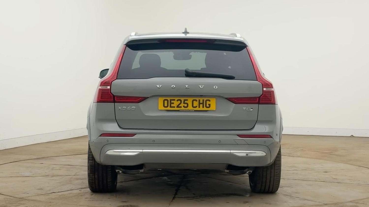 Used Volvo XC60 2025 for sale - 77722516: Photo 4