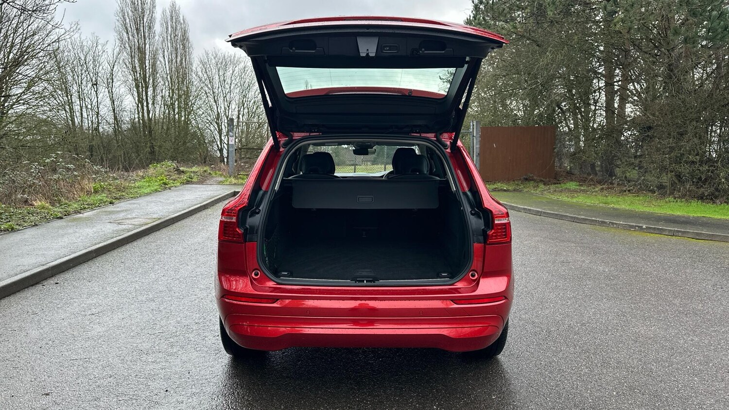 Used Volvo XC60 2023 for sale - 77672909: Photo 13