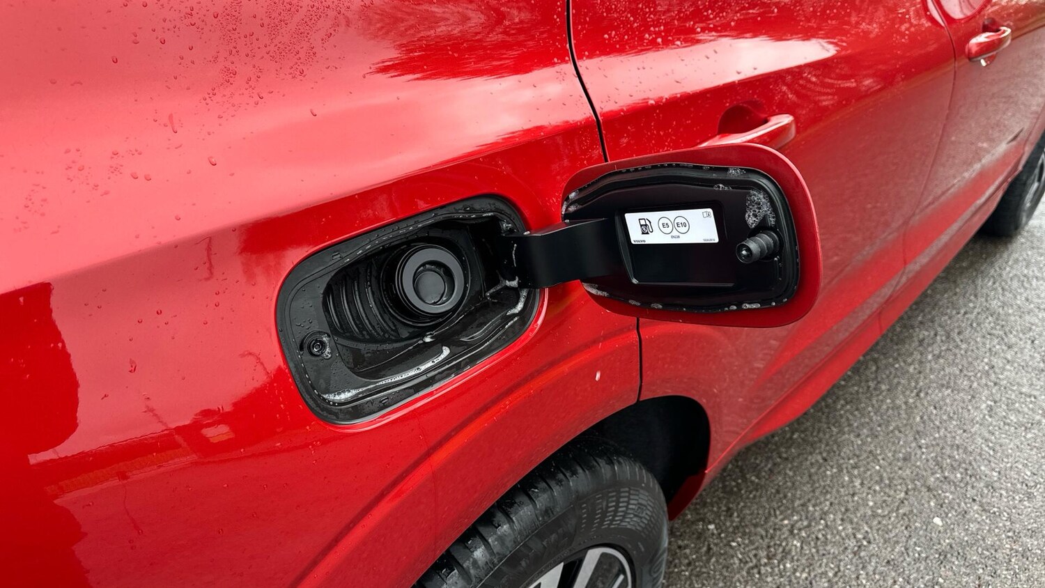 Used Volvo XC60 2023 for sale - 77672909: Photo 17