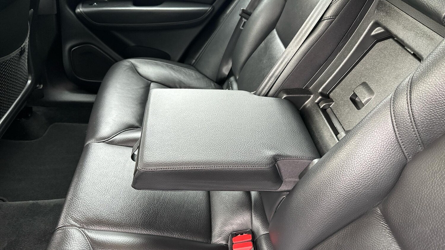 Used Volvo XC60 2023 for sale - 77672909: Photo 23