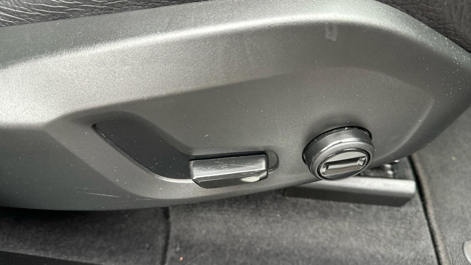 Used Volvo XC60 2023 for sale - 77672909: Photo 34