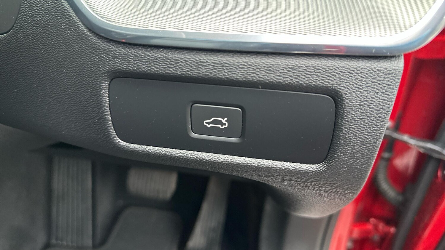 Used Volvo XC60 2023 for sale - 77672909: Photo 37