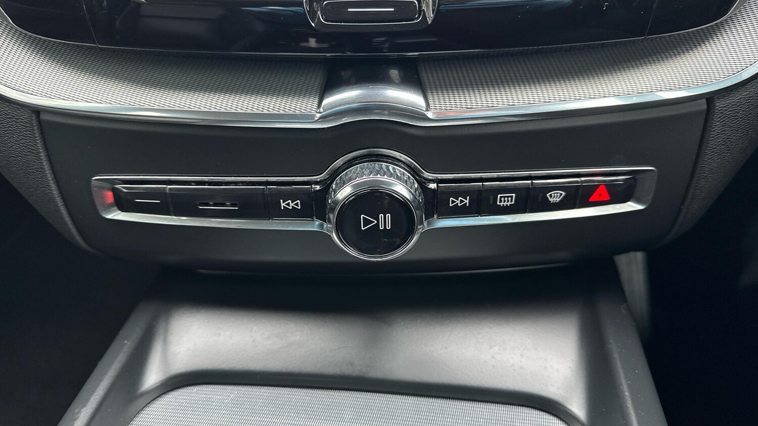 Used Volvo XC60 2023 for sale - 77672909: Photo 44