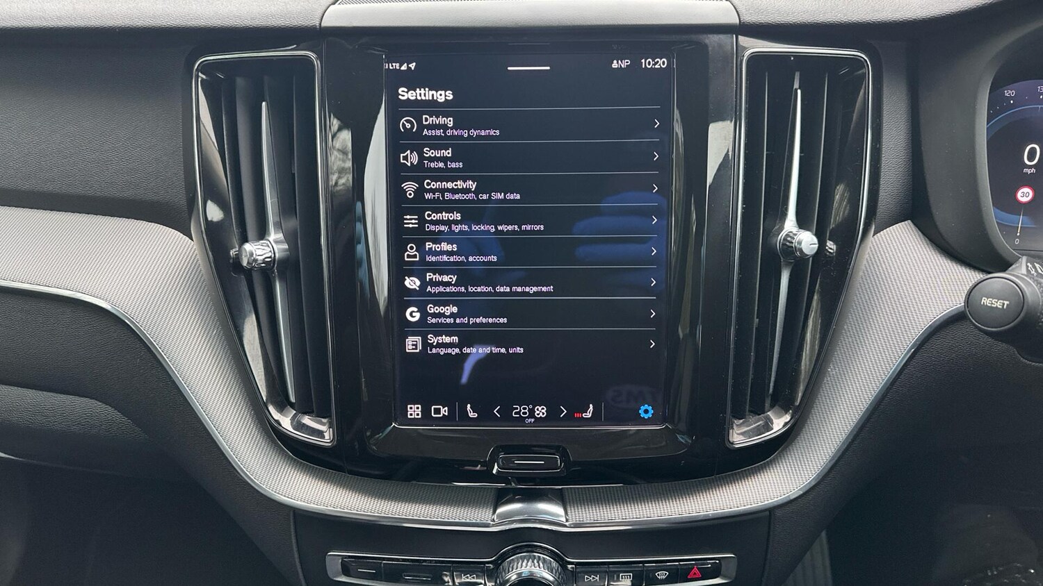 Used Volvo XC60 2023 for sale - 77672909: Photo 48