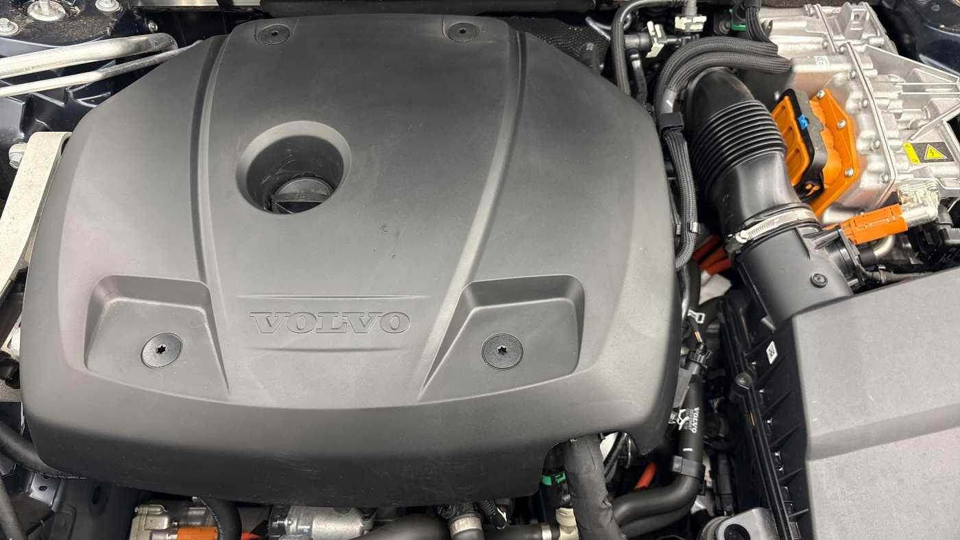 Used Volvo XC90 2025 for sale - 76918651: Photo 15