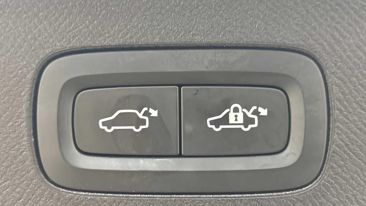 Used Volvo XC90 2025 for sale - 76918651: Photo 19