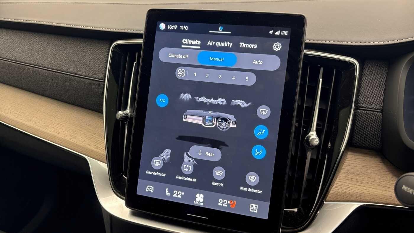 Used Volvo XC90 2025 for sale - 76918651: Photo 39