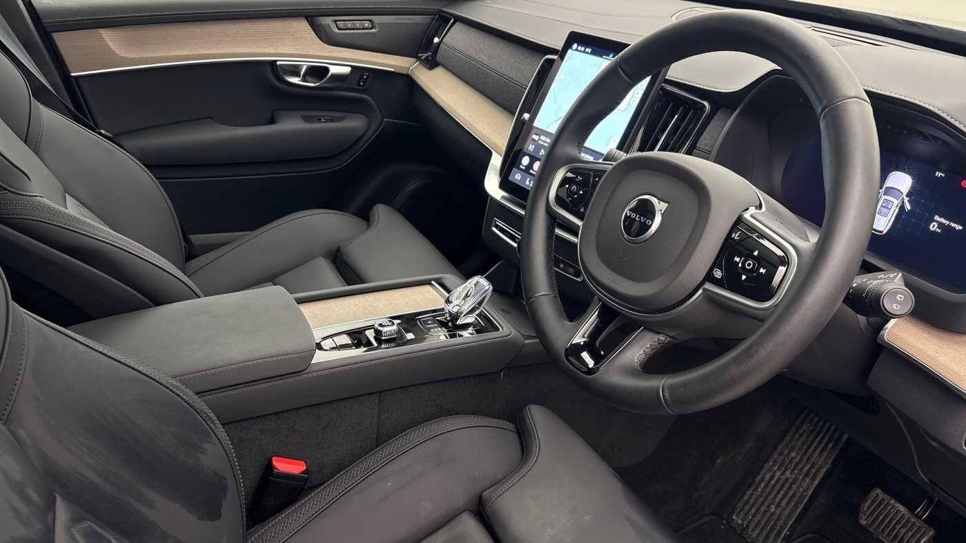 Used Volvo XC90 2025 for sale - 76918651: Photo 9