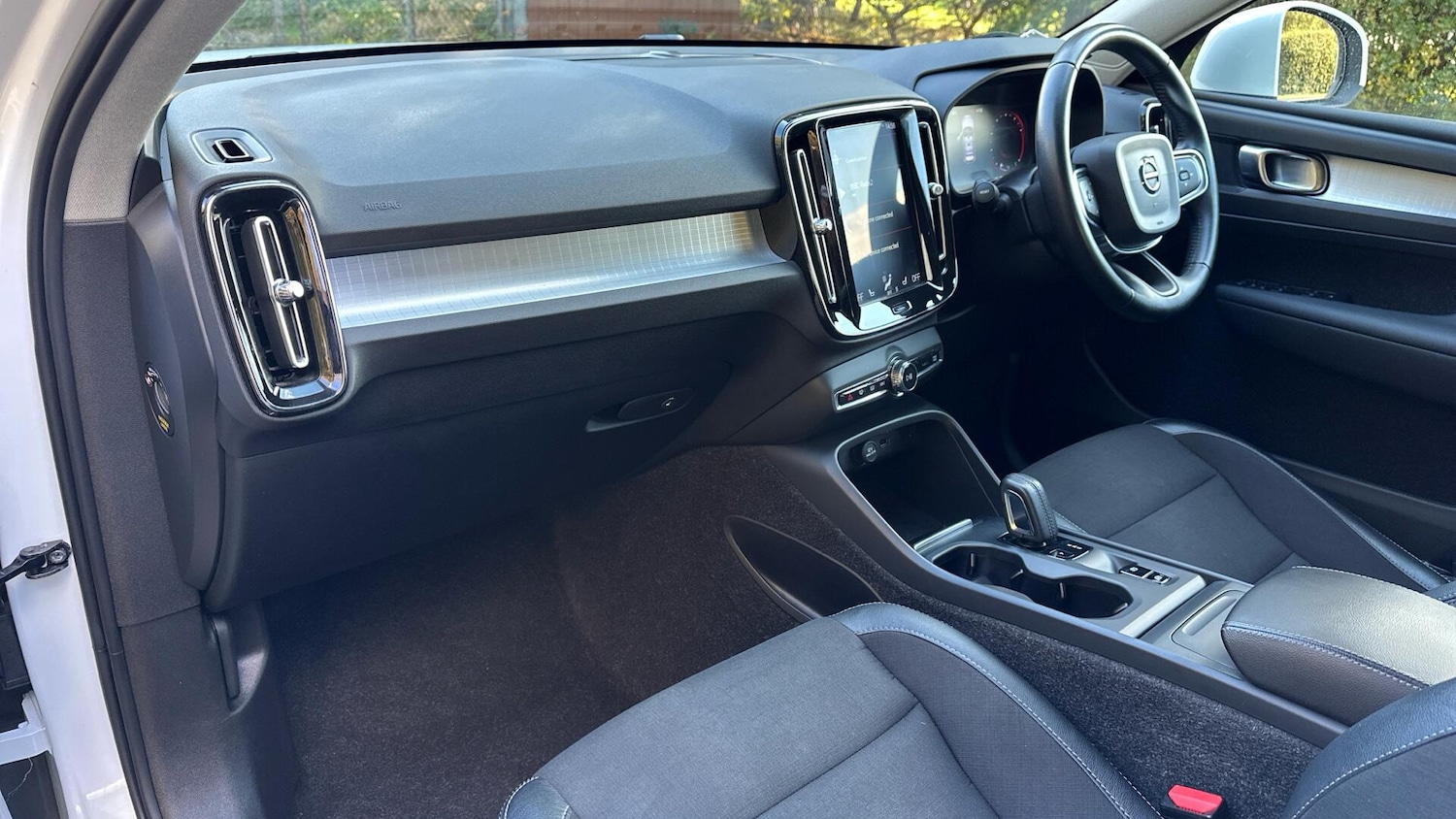 Used Volvo XC40 2019 for sale - 76562089: Photo 14