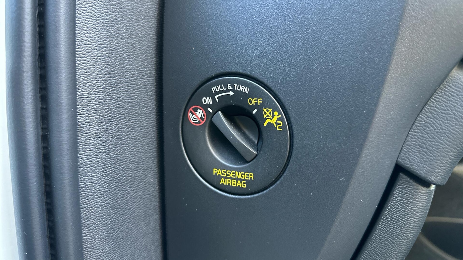 Used Volvo XC40 2019 for sale - 76562089: Photo 27