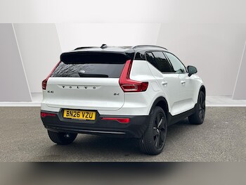 Used Volvo XC40 2026 for sale - 77754020: Photo