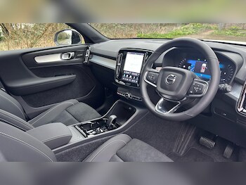 Used Volvo XC40 2026 for sale - 77754020: Photo