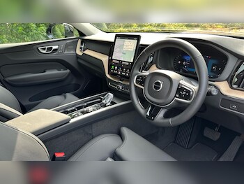Used Volvo XC60 2025 for sale - 77039801: Photo