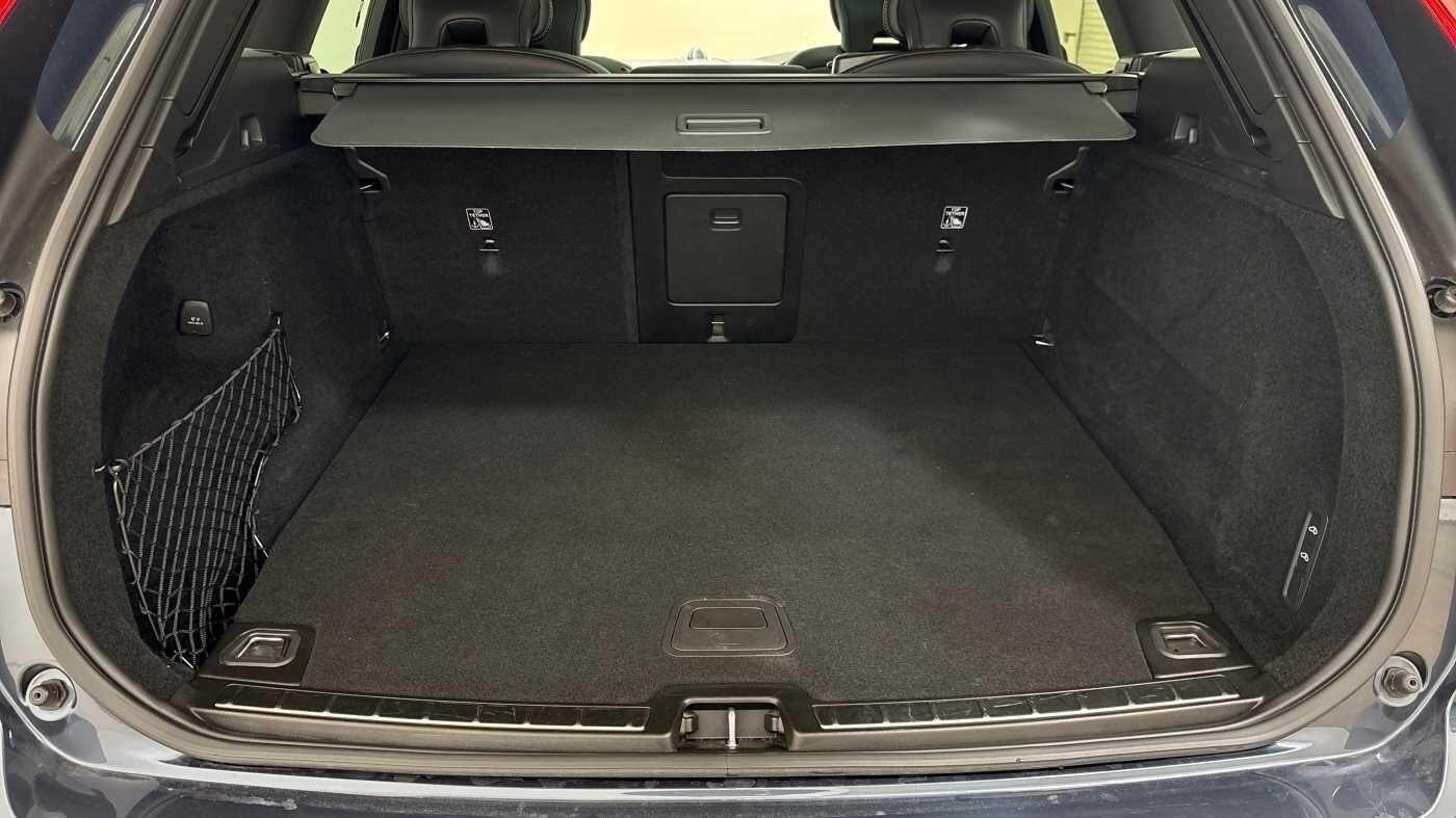 Used Volvo XC60 2023 for sale - 77672904: Photo 14