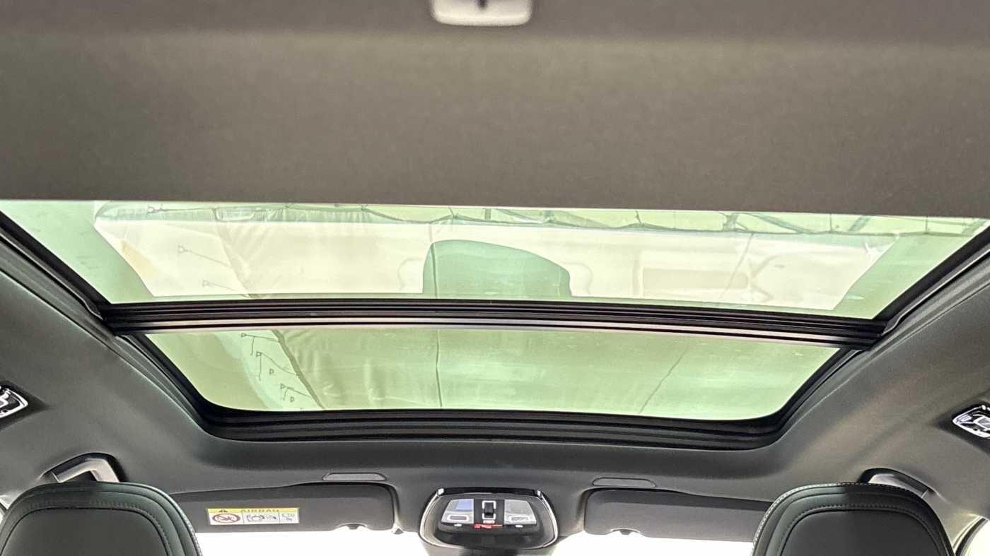 Used Volvo XC60 2023 for sale - 77672904: Photo 18