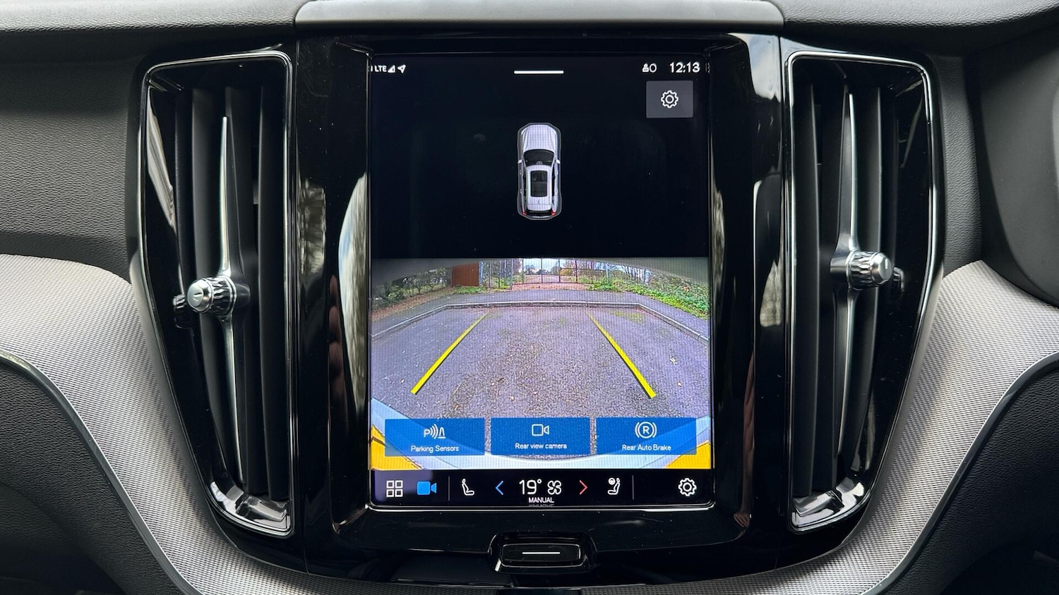 Used Volvo XC60 2022 for sale - 76423860: Photo 19