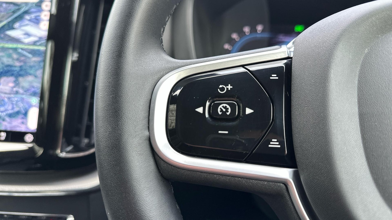 Used Volvo XC60 2022 for sale - 76423860: Photo 21