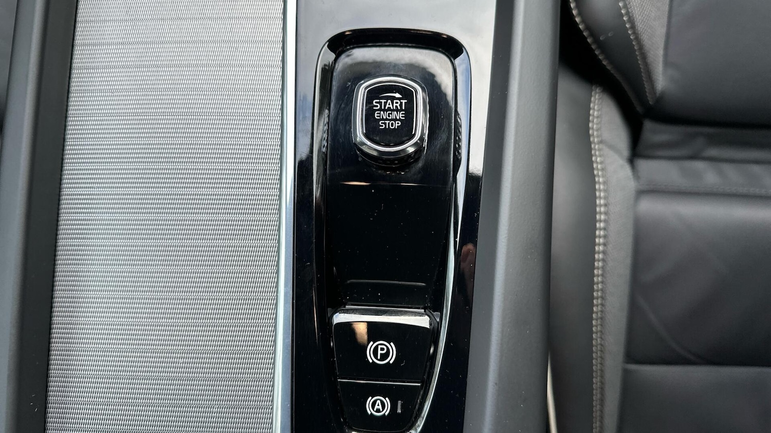 Used Volvo XC60 2022 for sale - 76423860: Photo 27