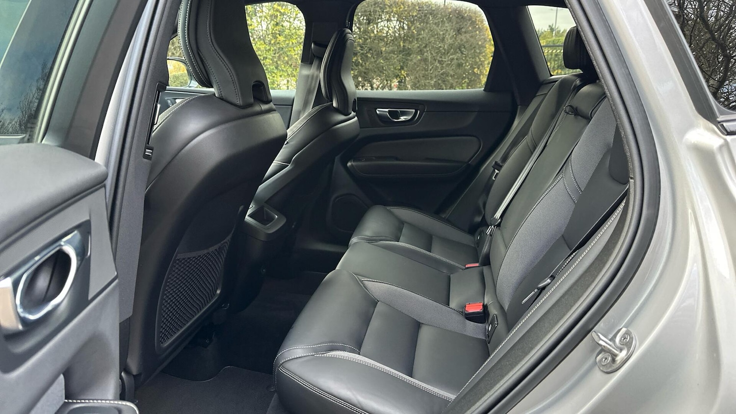 Used Volvo XC60 2022 for sale - 76423860: Photo 32