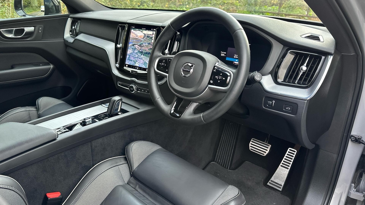 Used Volvo XC60 2022 for sale - 76423860: Photo 4