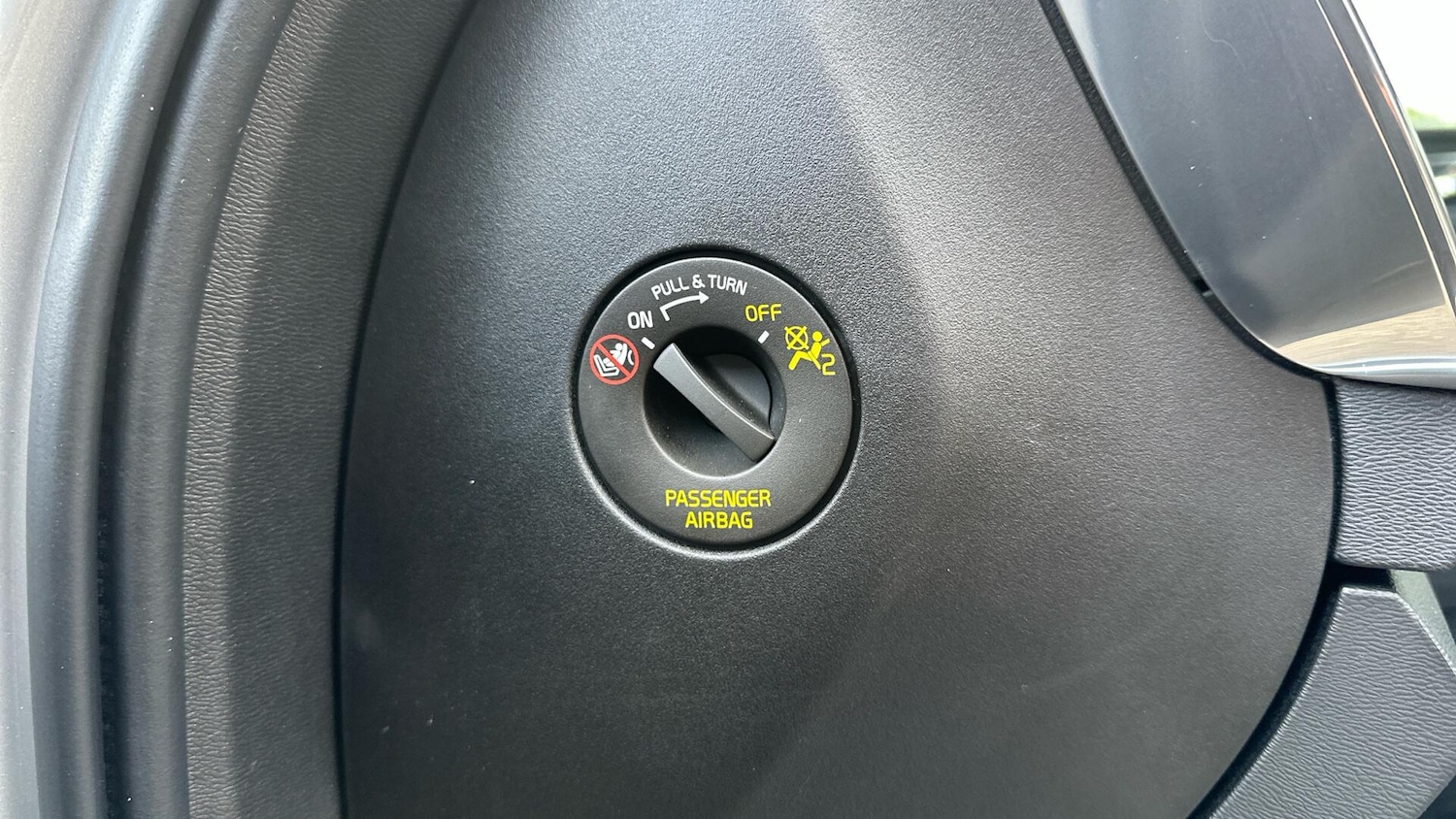 Used Volvo XC60 2022 for sale - 76423860: Photo 40