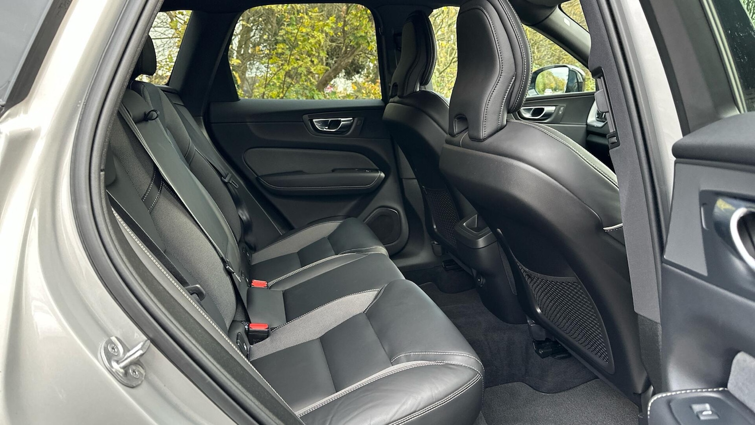 Used Volvo XC60 2022 for sale - 76423860: Photo 6