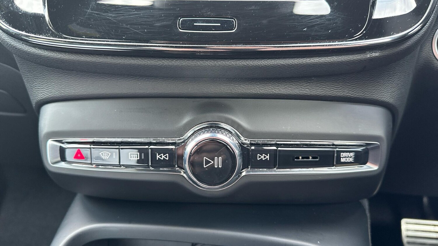 Used Volvo XC40 for sale - 77191457: Photo 46