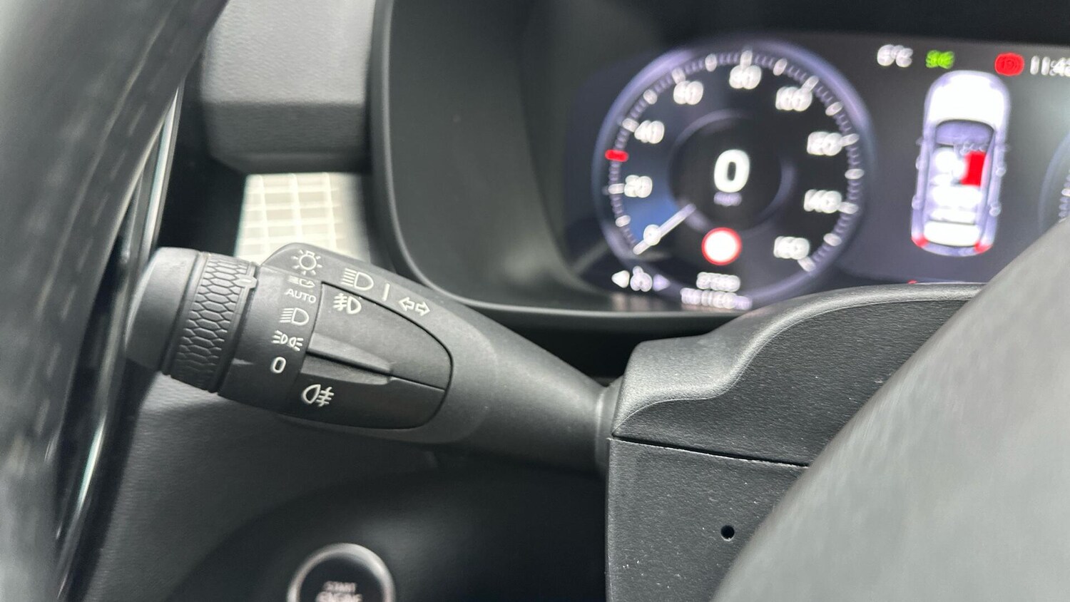 Used Volvo XC40 2021 for sale - 77672965: Photo 19