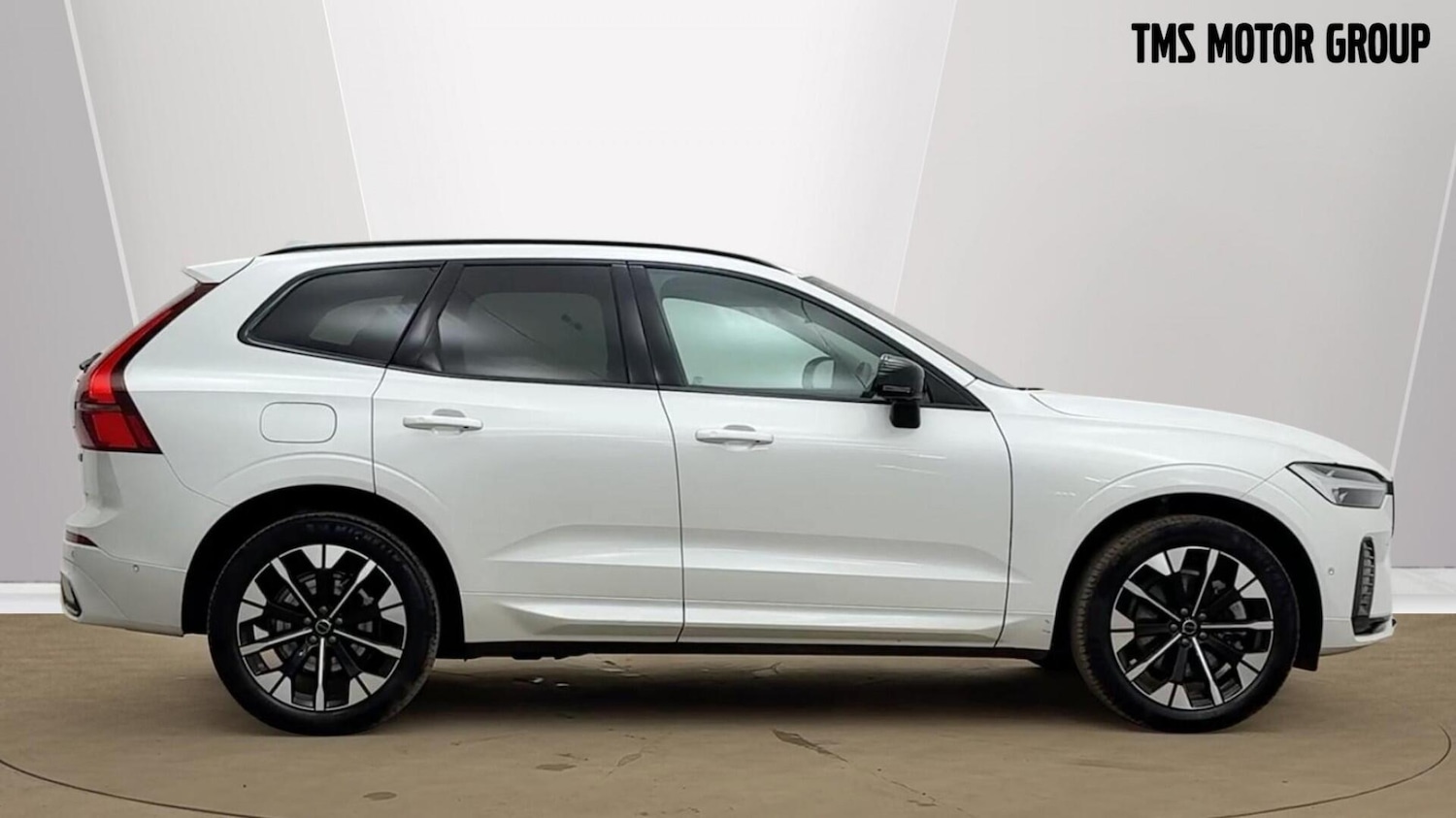 Used Volvo XC60 2025 for sale - 77722744: Photo 2