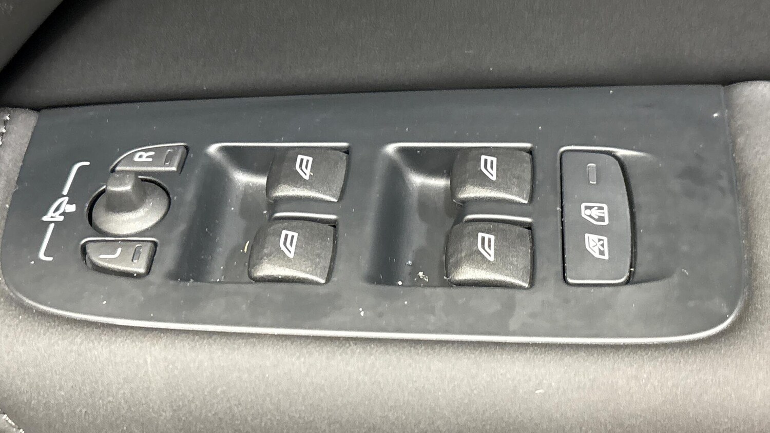 Used Volvo XC60 2025 for sale - 77722744: Photo 24