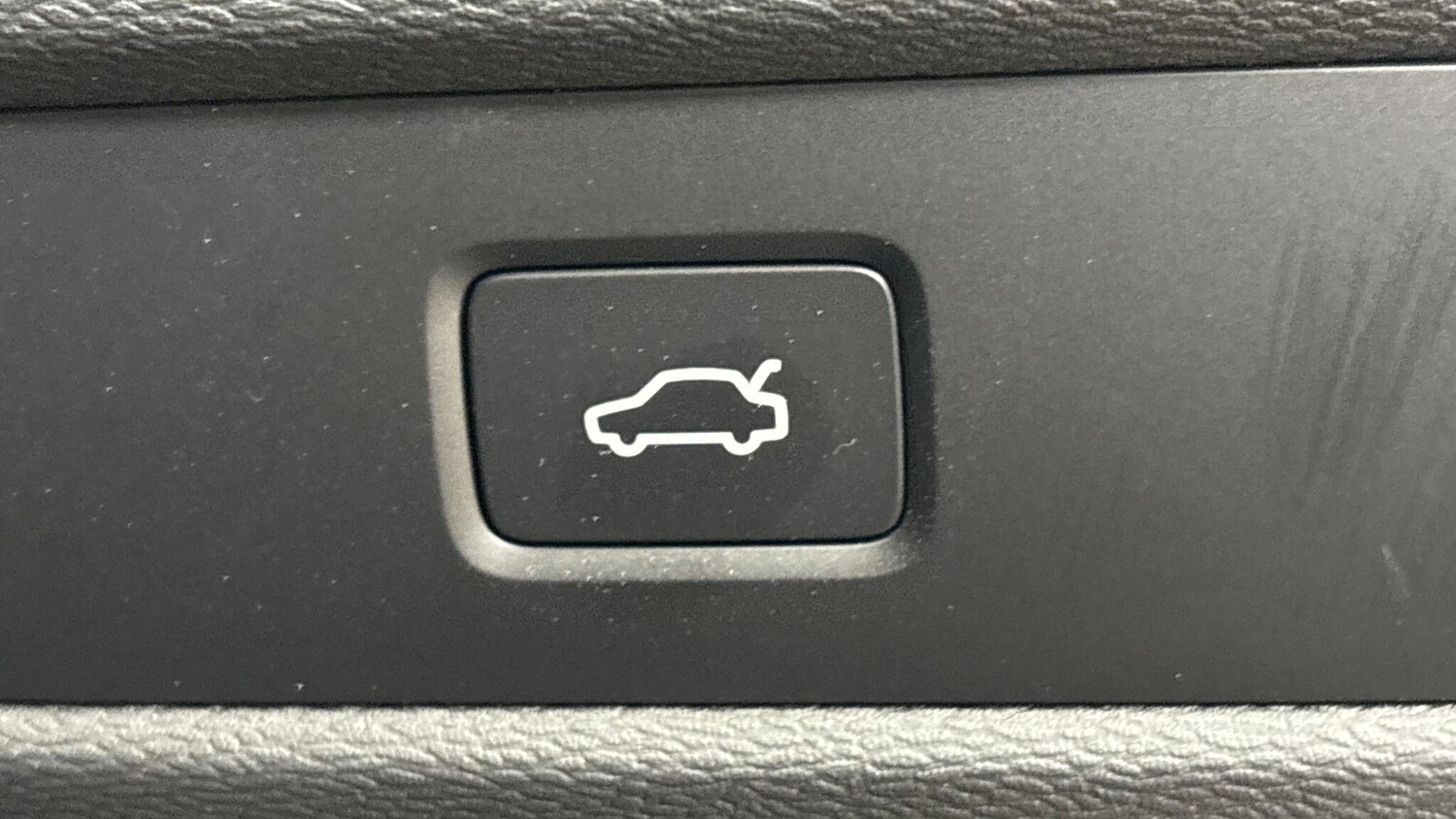 Used Volvo XC60 2025 for sale - 77722744: Photo 29