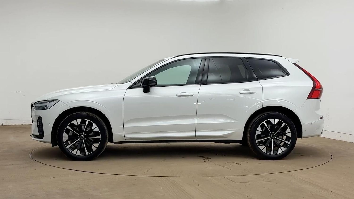 Used Volvo XC60 2025 for sale - 77722744: Photo 6