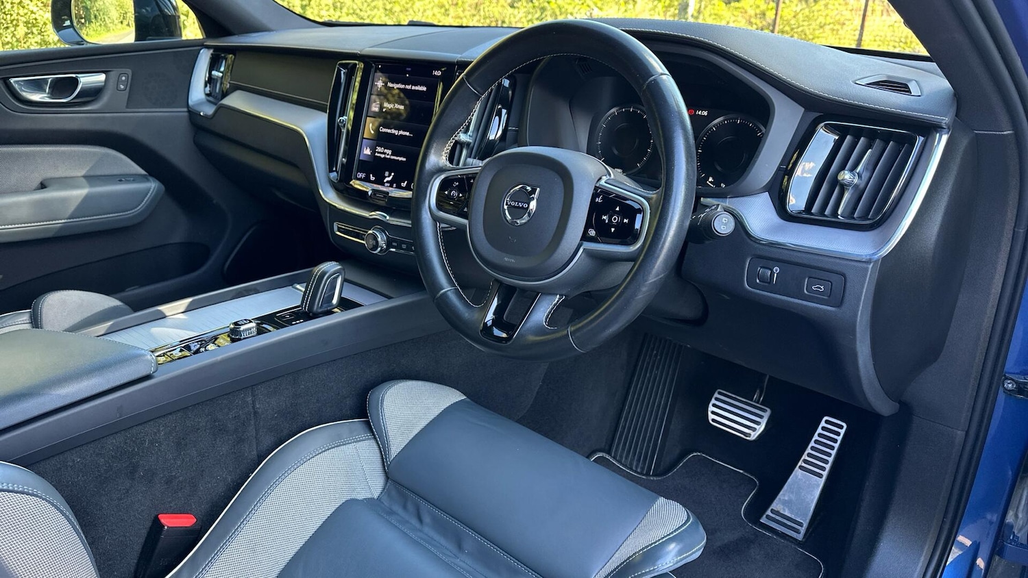 Used Volvo XC60 2021 for sale - 76337886: Photo 12