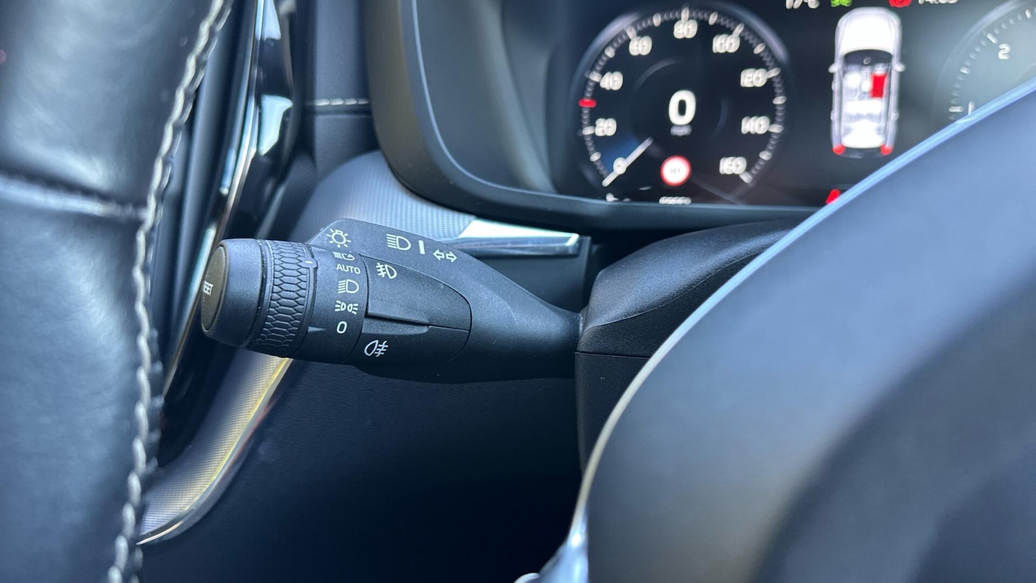 Used Volvo XC60 2021 for sale - 76337886: Photo 21