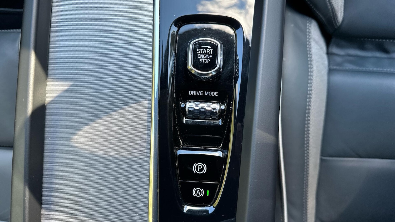 Used Volvo XC60 2021 for sale - 76337886: Photo 26