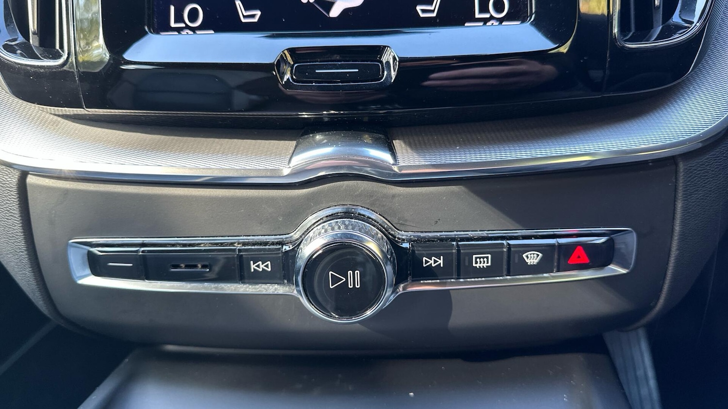 Used Volvo XC60 2021 for sale - 76337886: Photo 30