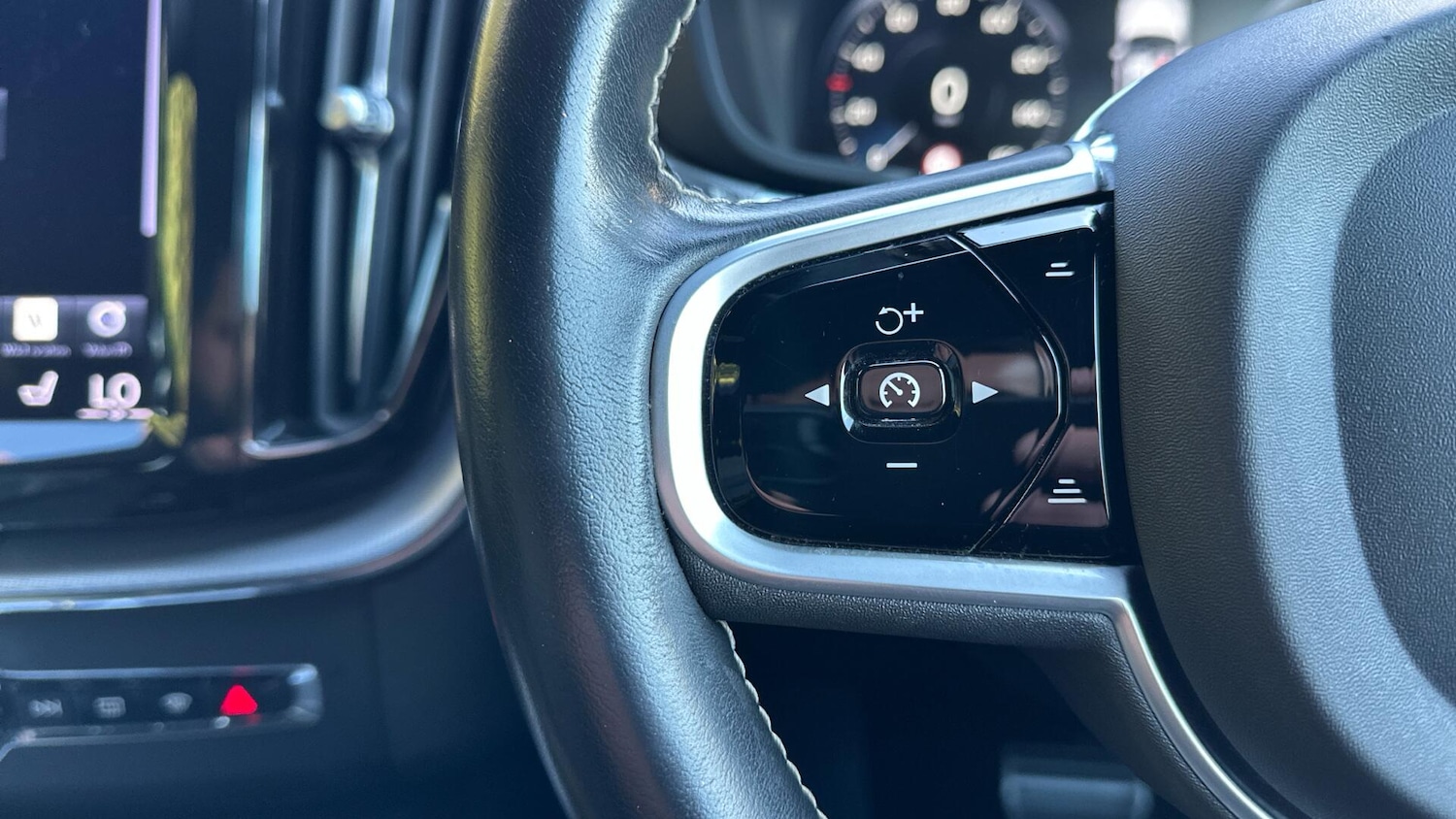 Used Volvo XC60 2021 for sale - 76584088: Photo 22