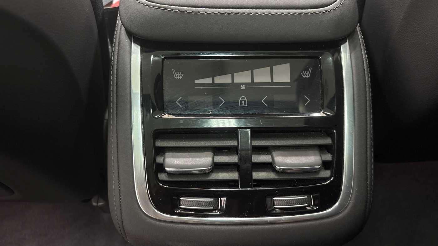Used Volvo XC90 2025 for sale - 77040407: Photo 17