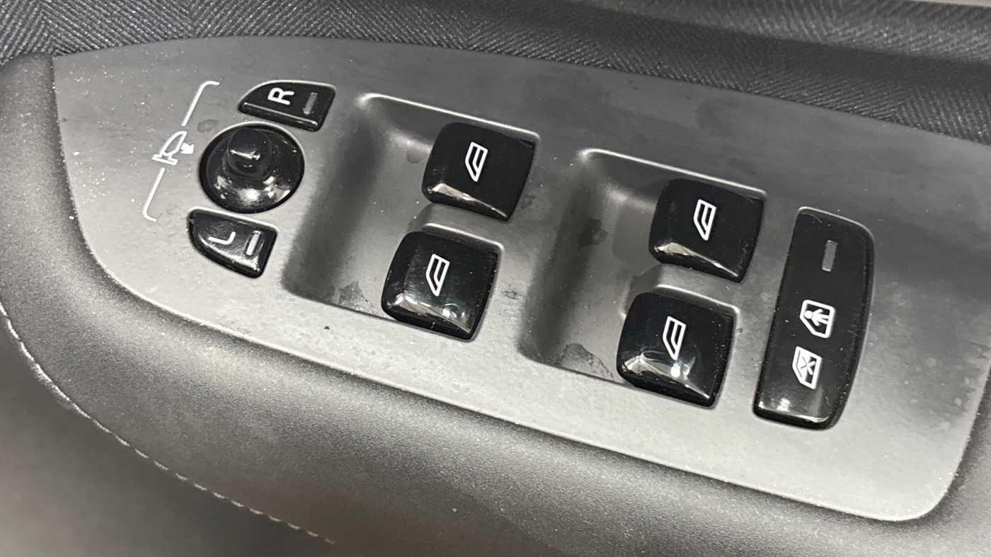 Used Volvo XC90 2025 for sale - 77040407: Photo 25