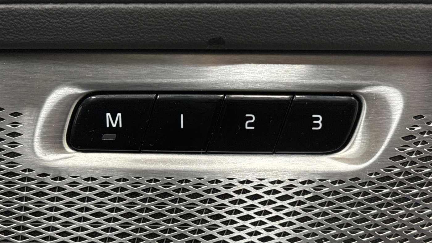 Used Volvo XC90 2025 for sale - 77040407: Photo 26