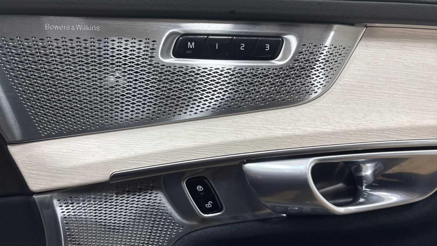 Used Volvo XC90 2025 for sale - 77040407: Photo 27