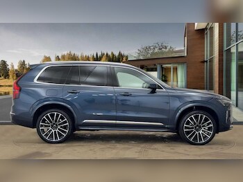 Used Volvo XC90 2025 for sale - 77040407: Photo