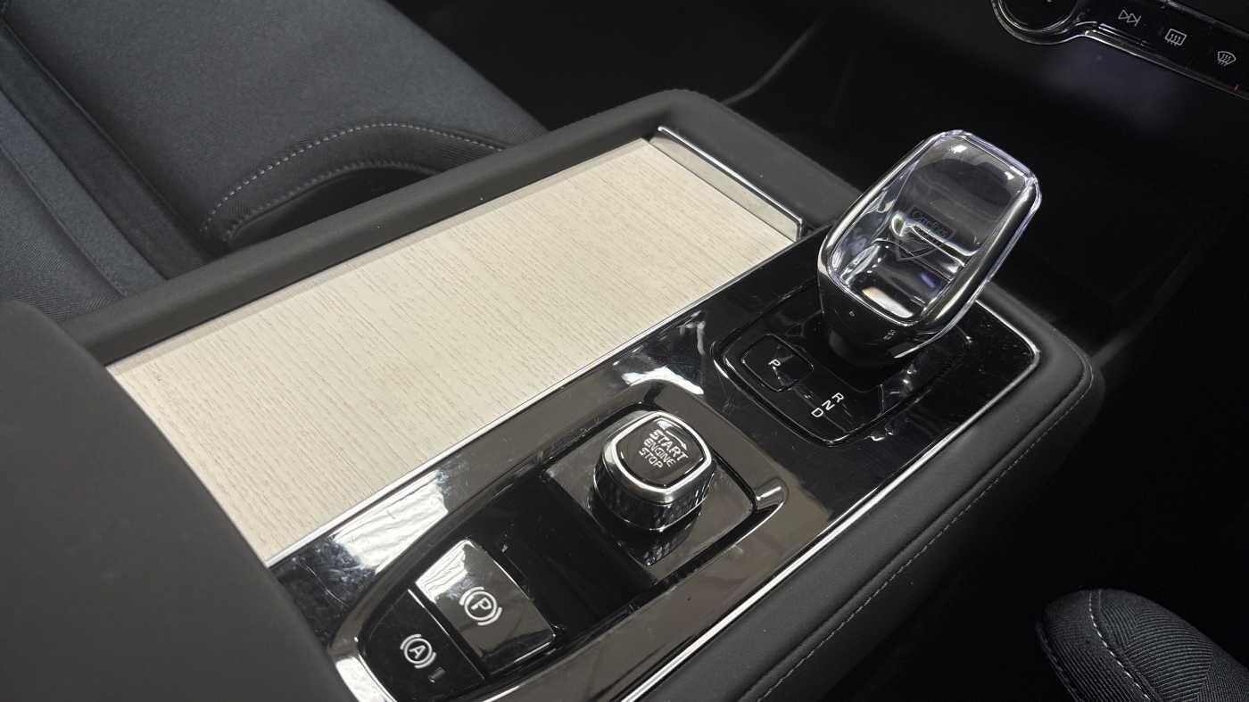 Used Volvo XC90 2025 for sale - 77040407: Photo 32