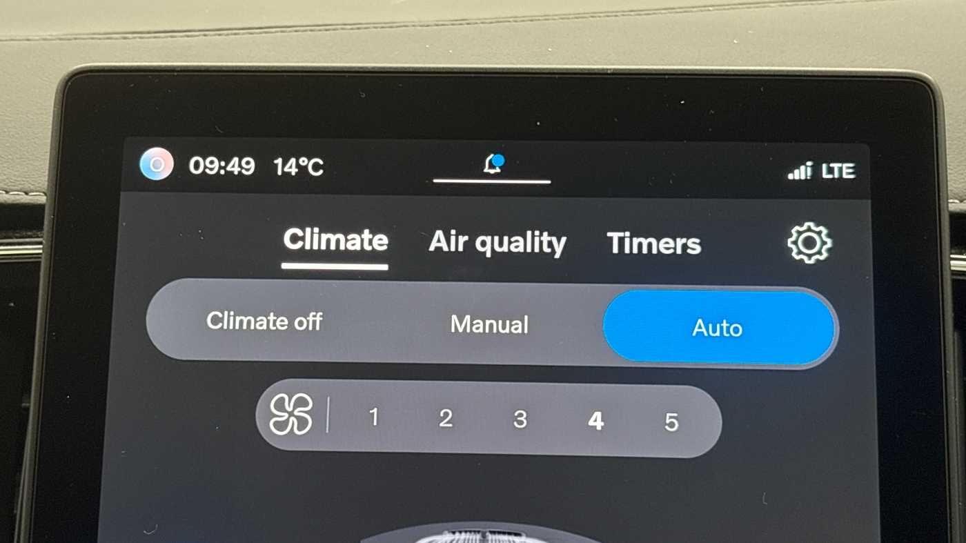 Used Volvo XC90 2025 for sale - 77040407: Photo 40