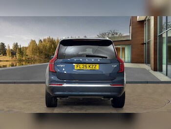 Used Volvo XC90 2025 for sale - 77040407: Photo