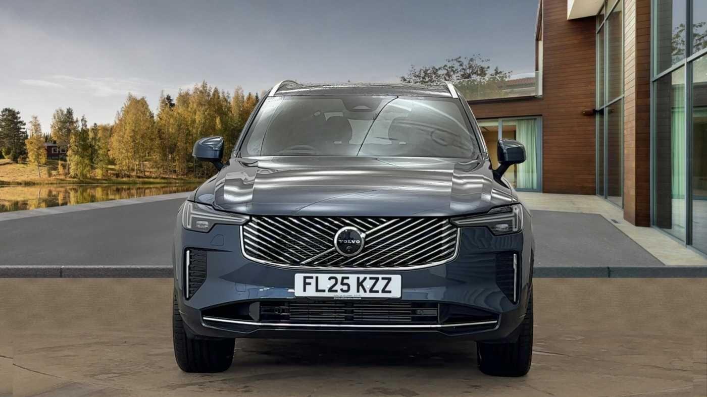 Used Volvo XC90 2025 for sale - 77040407: Photo 8