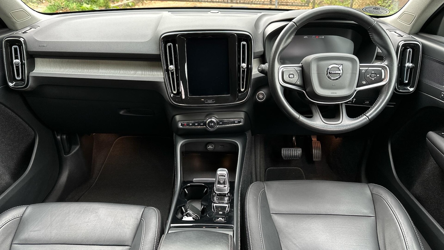 Used Volvo XC40 2021 for sale - 76337775: Photo 13