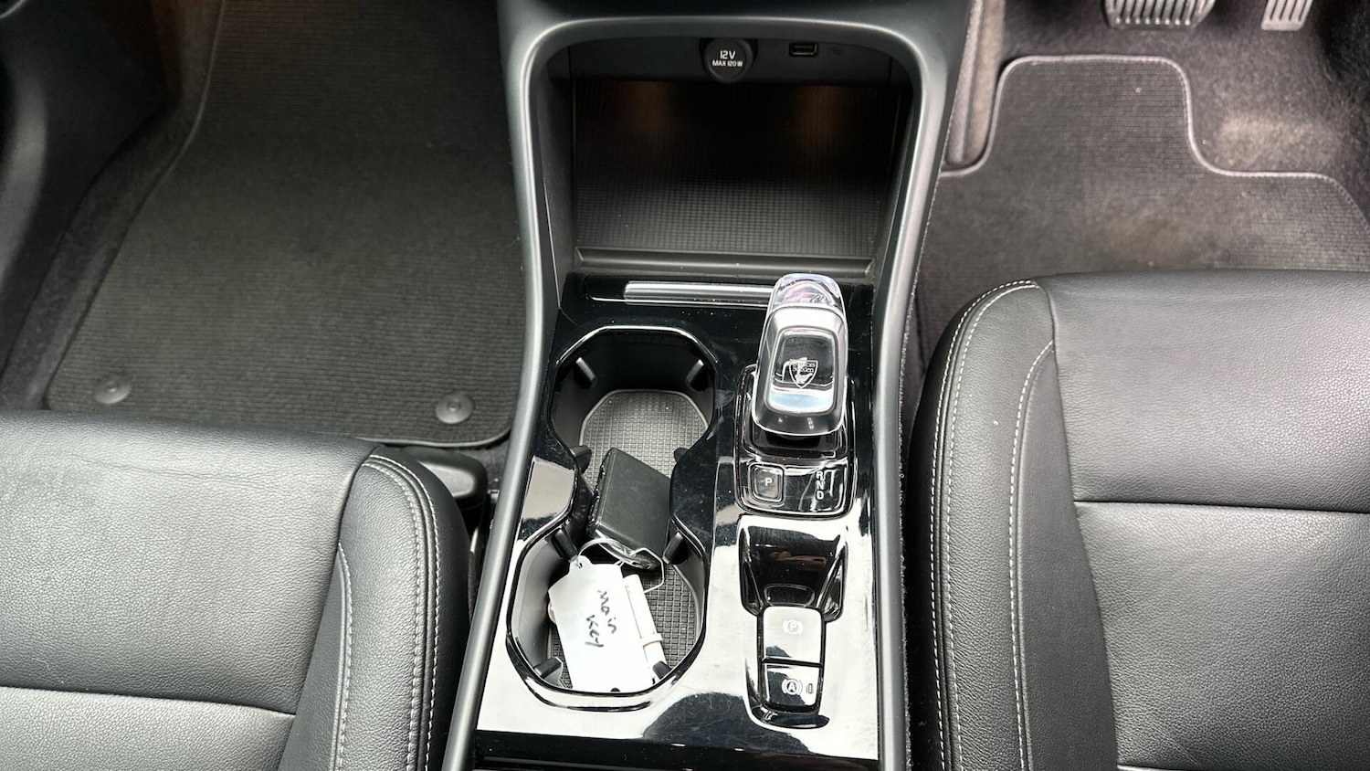 Used Volvo XC40 2021 for sale - 76337775: Photo 16