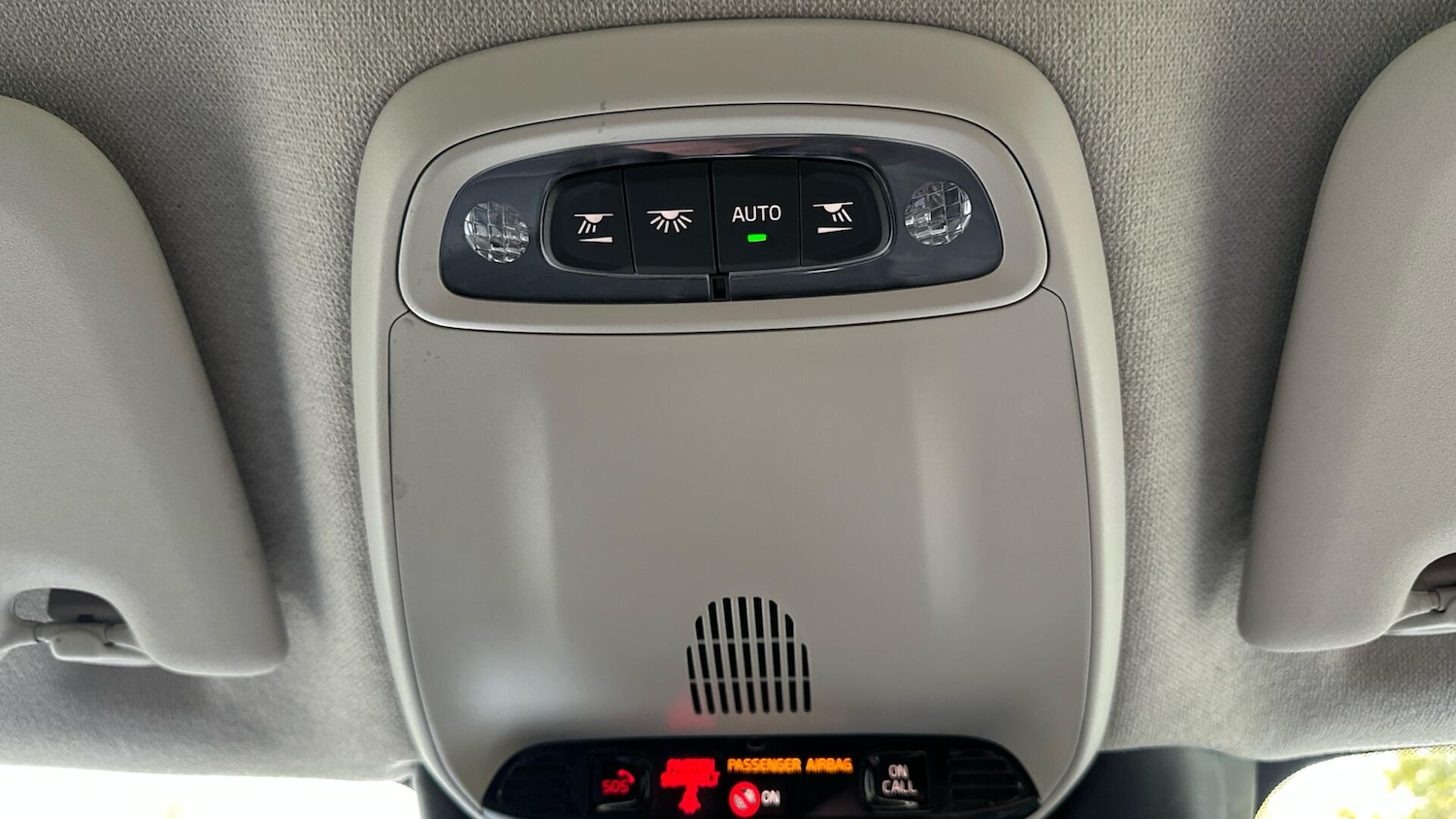 Used Volvo XC40 2021 for sale - 76337775: Photo 25